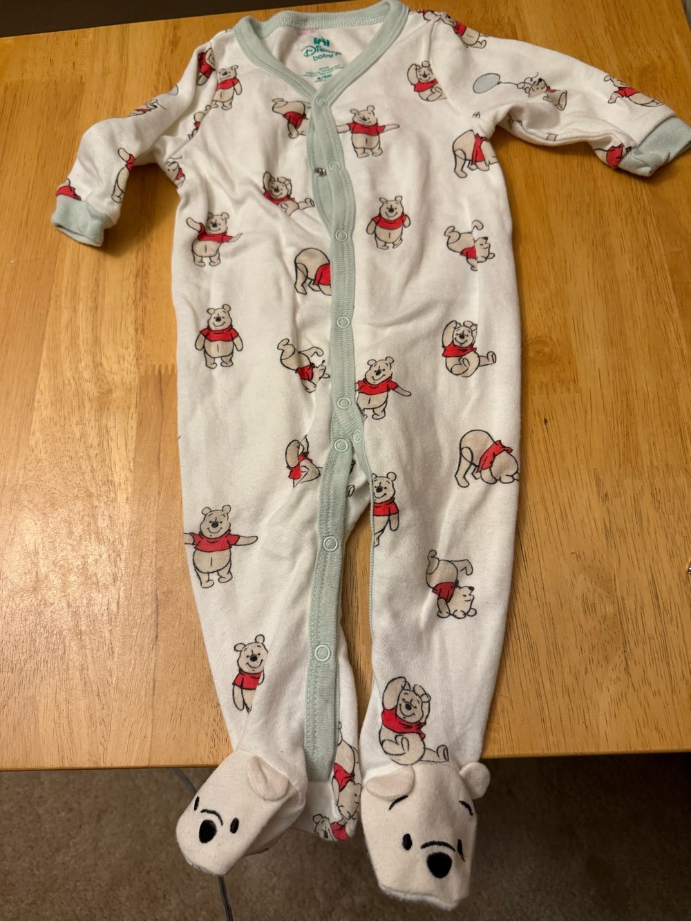 Disney Baby White & Red Winnie the Pooh Footed One-Piece 6-9 nwot